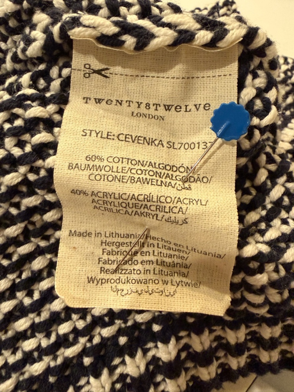 Twenty 8 Twelve Black & Cream Textured Knit Sweater Size Medium Like New - Picture 14 of 14